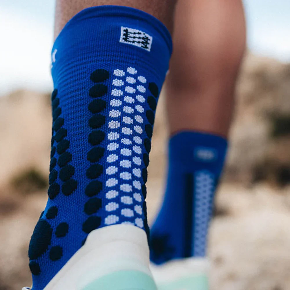 Bas Compressport Pro Racing Socks v4.0 Trail - Image 17