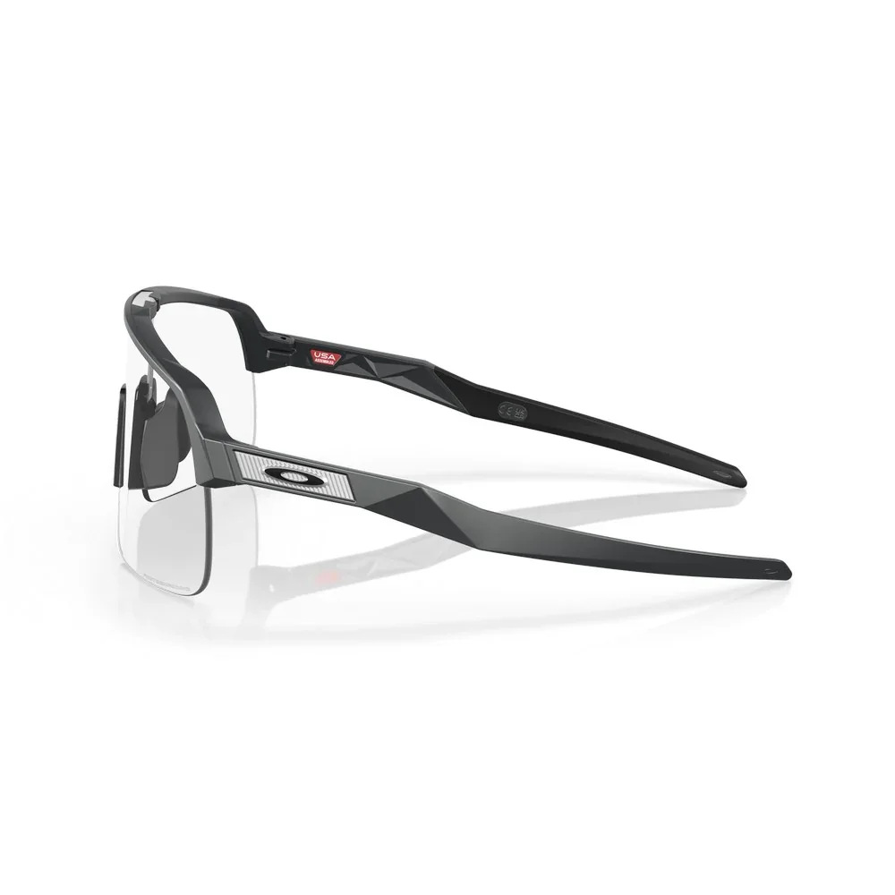 Lunettes de soleil Oakley Sutro Lite – Transparent/Noir Iridium Photochromic - Image 3
