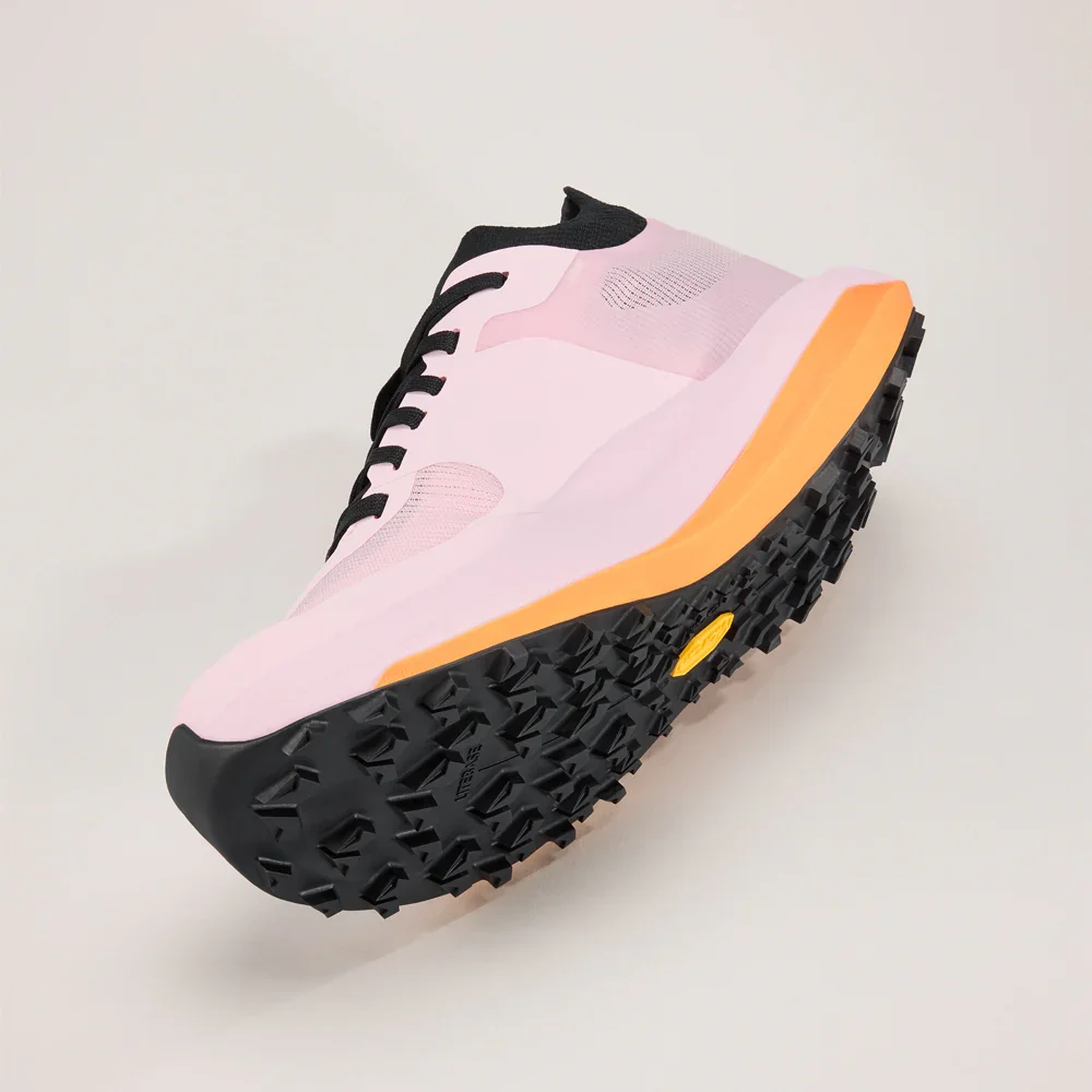 Souliers de course en sentier Arc'teryx Sylan Pro (femmes) - Image 2