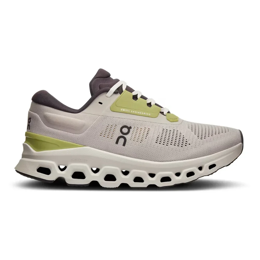 Souliers de course On Cloudstratus 3 (femmes)